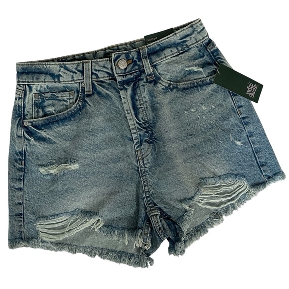NWT Wild Fable High Rise Easy Rigid Cut Off Distressed Jean Shorts Women's 6 - Picture 1 of 11